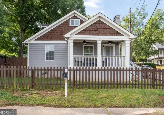 Photo 1 of Single family home for sale at 1154 Oakland Ln Sw, Atlanta, GA 30310 | MLS# 10829128 | Listing updated on 2026-09-14
