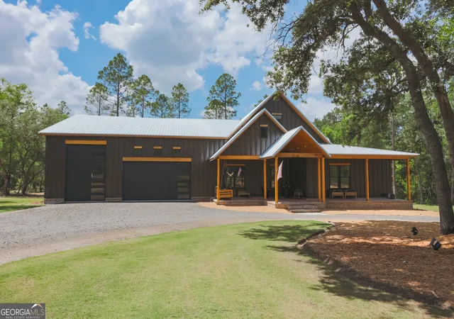 Homes for sale in Blackshear, GA | 6034 Turkey Oak Rd, Blackshear, GA 31516 | MLS# 10758958