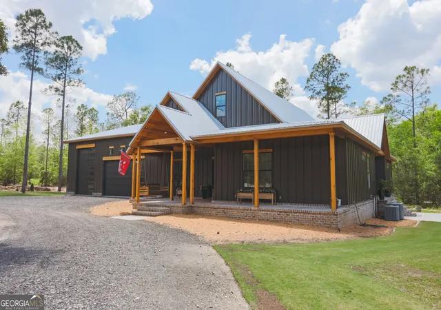 Homes for sale in Blackshear, GA | 6034 Turkey Oak Rd, Blackshear, GA 31516 | MLS# 10758958