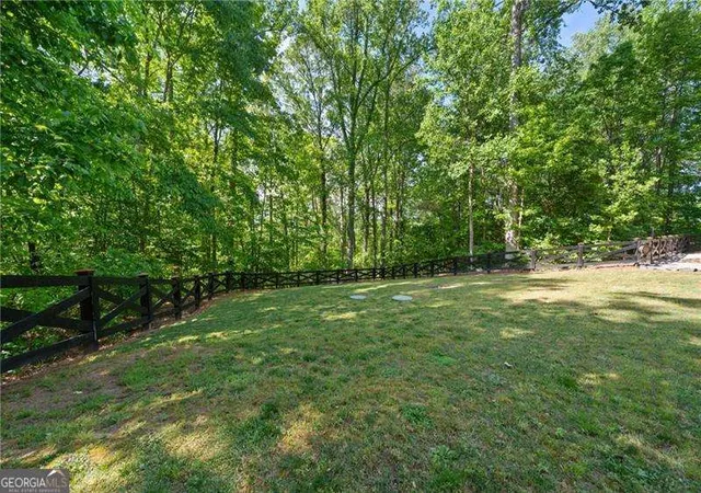 4th image of 311 Woodland Brook Dr, Canton, GA 30115 | MLS# 10815368