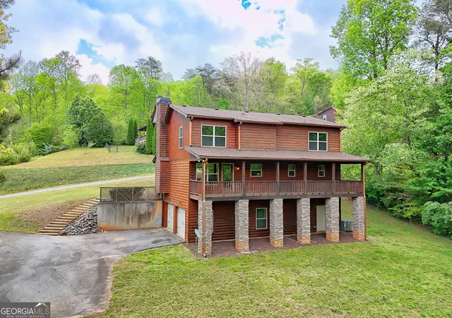 Photo 2 of Single family home for sale at 600 Ml Ridge Rd, Hiawassee, GA 30546 | MLS# 10755207 | Listing updated on 2026-07-20
