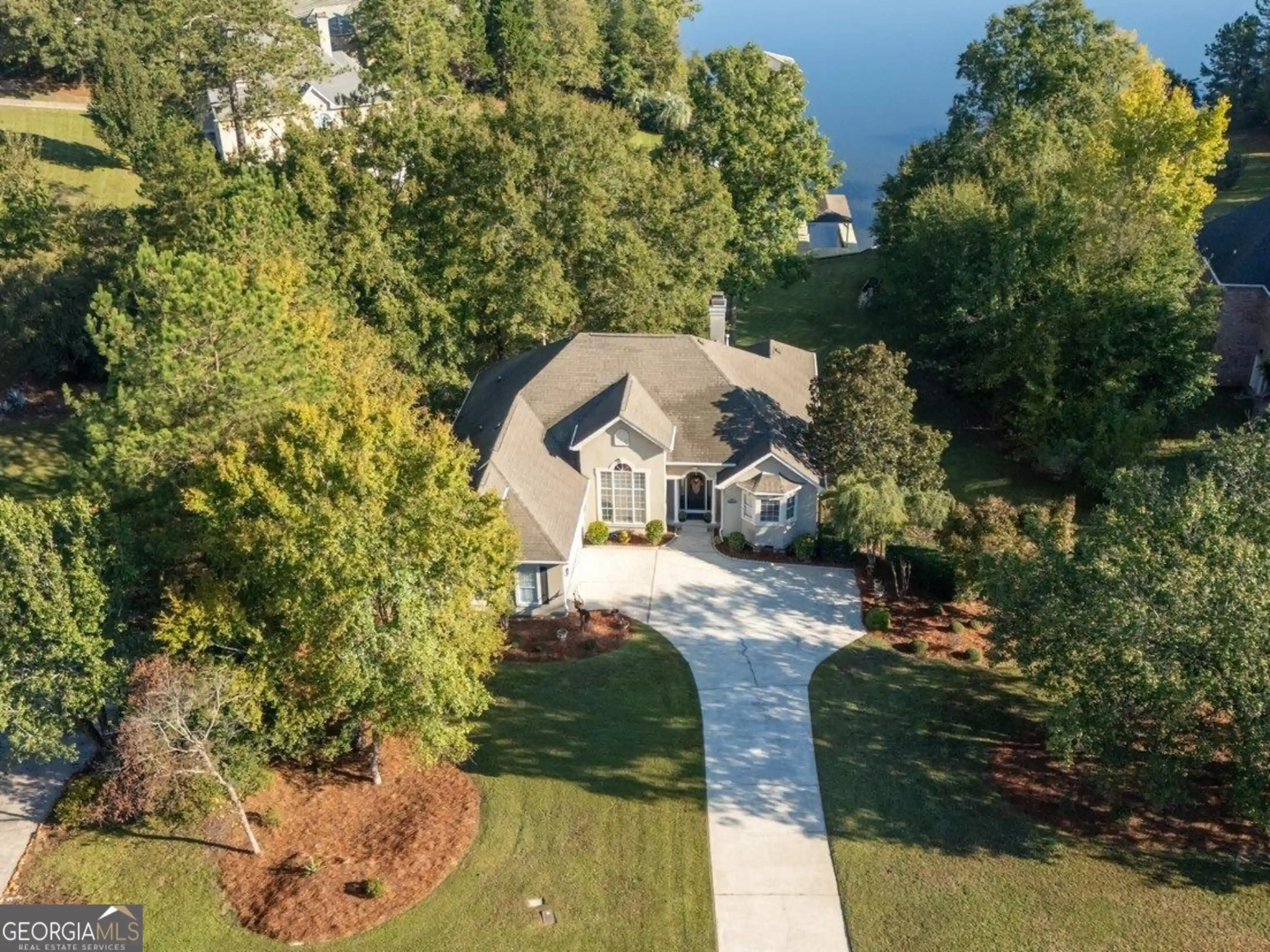 Photo 1 of Single family home for sale at 175 Waters Edge Dr, Lizella, GA 31052 | MLS# 10874671 | Listing updated on 2026-10-21
