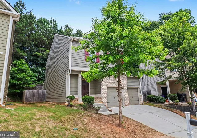 Photo 1 of Single family home for sale at 165 Southwind Cir, Newnan, GA 30265 | MLS# 10800296 | Listing updated on 2026-10-08