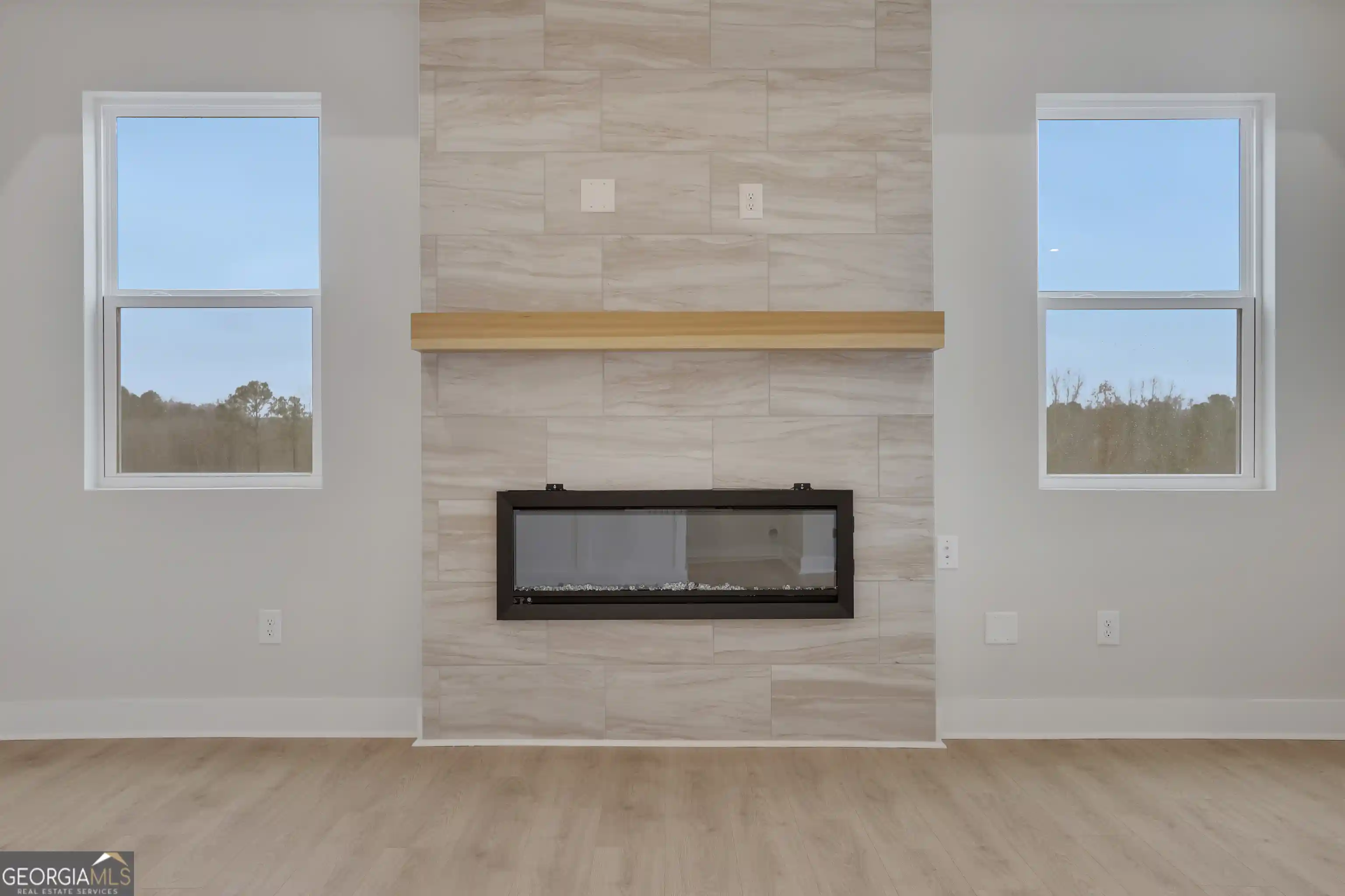 Photo 4 of Single family home for sale at 164 Henley St, Canton, GA 30114 | MLS# 10835067 | Listing updated on 2026-10-29