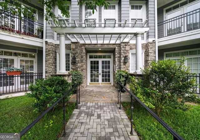 Photo 2 of Condo for sale at 4100 Paces Walk #1101, Atlanta, GA 30339 | MLS# 10782212 | Listing updated on 2026-09-23