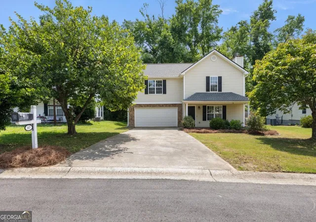 Homes for sale in Dawsonville, GA | 147 Richmond Dr, Dawsonville, GA 30534 | MLS# 10793926
