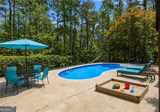 Photo 3 of Single family home for sale at 12 N Alexander Creek Rd, Newnan, GA 30263 | MLS# 10767609 | Listing updated on 2026-09-18