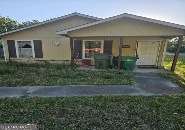 1st image of 5201 Albert Dr, Forest Park, GA 30297 | MLS# 10756379