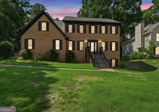 Photo 3 of Single family home for sale at 4040 Camaron Way, Snellville, GA 30039 | MLS# 10792451 | Listing updated on 2026-09-02