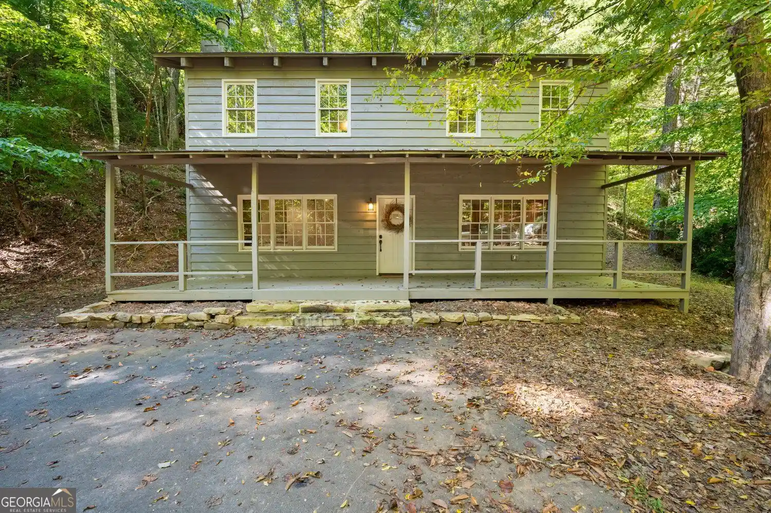 Photo 1 of Single family home for sale at 202 Buckskull Holw Dr, Jasper, GA 30143 | MLS# 10871095 | Listing updated on 2026-10-25