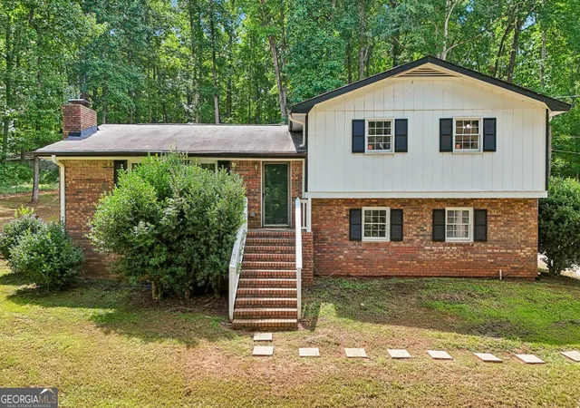Photo 1 of Sale Pending at 539 Newton Rd, Lagrange, GA 30240 | MLS# 10821465 | Listing updated on 2026-09-11