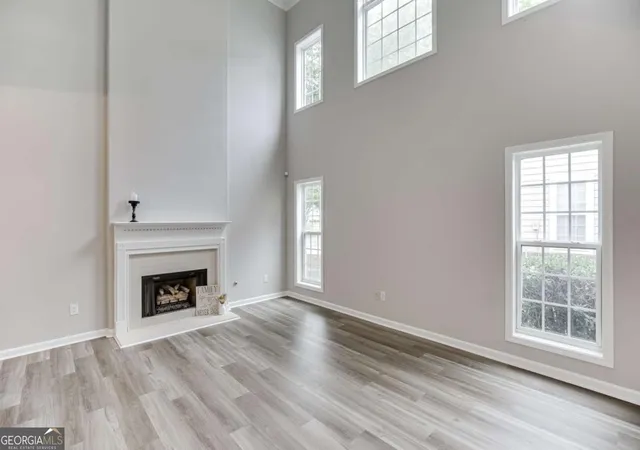 Photo 4 of Single family home for sale at 3941 Lake Pass Ln, Suwanee, GA 30024 | MLS# 10803950 | Listing updated on 2026-10-06