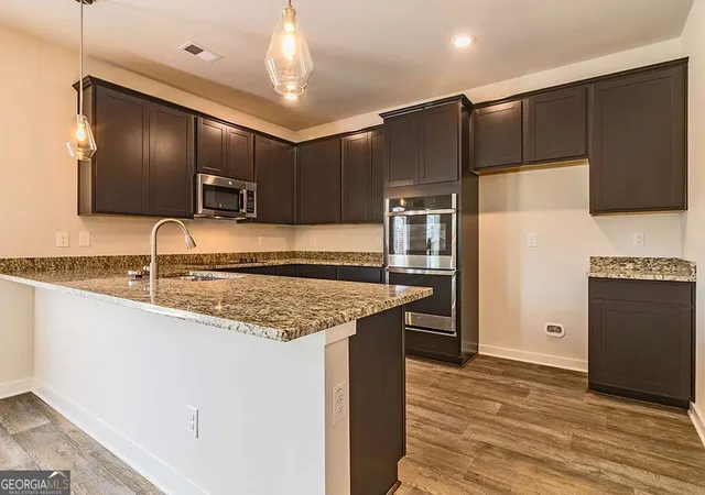 4th image of 231 Fern Dale Dr, Fairburn, GA 30213 | MLS# 10765662