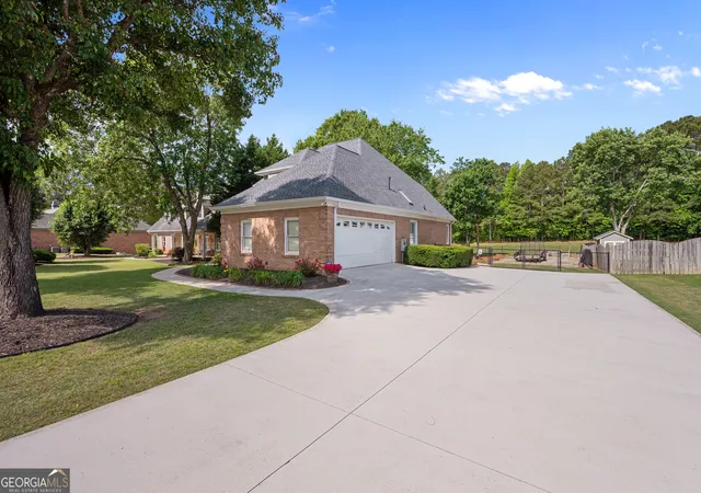 3rd image of 656 Clubland Cir Se, Conyers, GA 30094 | MLS# 10764651