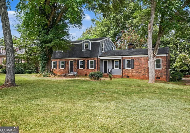 Photo 2 of Single family home for sale at 1019 E College St, Griffin, GA 30224 | MLS# 10812011 | Listing updated on 2026-08-28