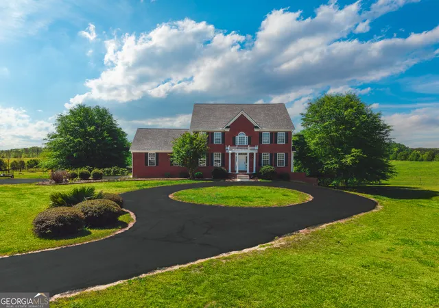 Photo 1 of Single family home for sale at 724 Teamon Rd, Griffin, GA 30223 | MLS# 10637739 | Listing updated on 2026-10-22