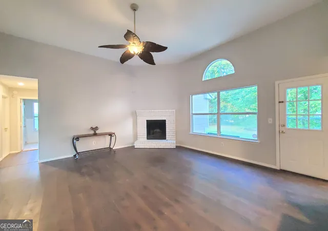 Photo 3 of Single family home for sale at 3132 Snapfinger Ln, Decatur, GA 30034 | MLS# 10684332 | Listing updated on 2026-09-30