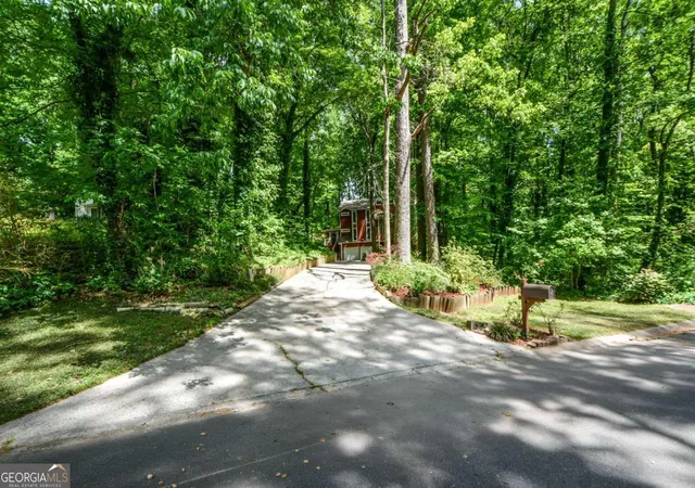 Photo 2 of Single family home for sale at 86 Bailey Dr Sw, Lilburn, GA 30047 | MLS# 10754748 | Listing updated on 2026-09-19