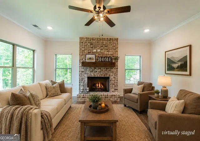 Photo 3 of Sale Pending at 386 Mulberry Cir, Jasper, GA 30143 | MLS# 10819295 | Listing updated on 2026-10-08