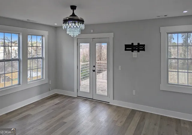 2nd image of 1576 Se Lakewood Ave Se, Atlanta, GA 30315 | MLS# 10709302