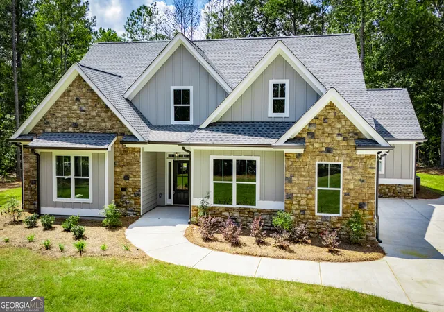Photo 1 of Single family home for sale at 6851 Phillips Mill Rd, Douglasville, GA 30135 | MLS# 10598229 | Listing updated on 2026-01-27