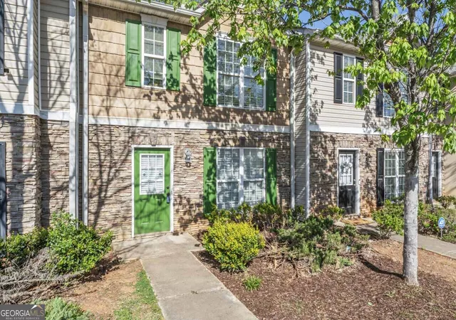 3rd image of 11443 South Grove Dr, Hampton, GA 30228 | MLS# 10798417