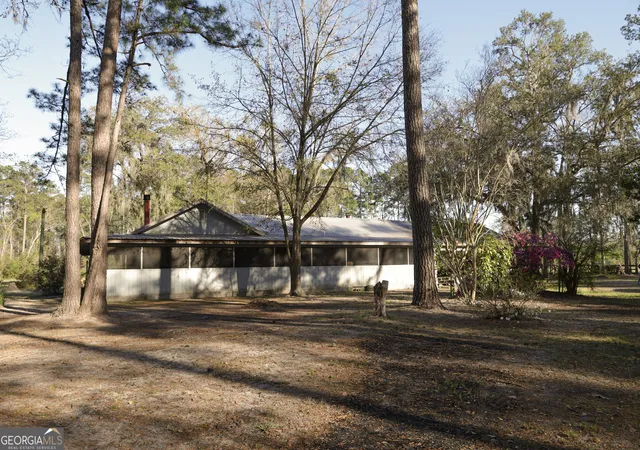 3rd image of 26 Capt Hanks Rd, Woodbine, GA 31569 | MLS# 10724308