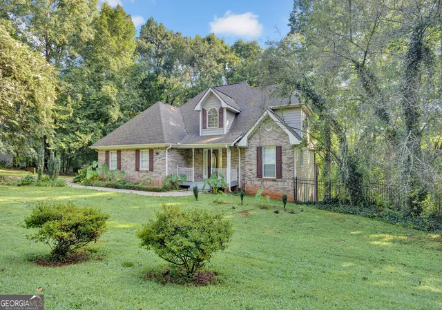 Photo 3 of Sale Pending at 1770 River Bluff Rd, Monroe, GA 30656 | MLS# 10825846 | Listing updated on 2026-09-01