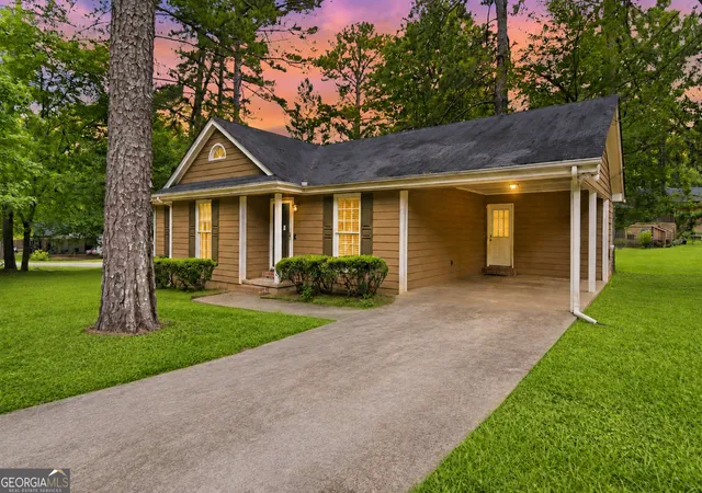 Homes for sale in Winder, GA | 241 Rutledge Dr, Winder, GA 30680 | MLS# 10795580