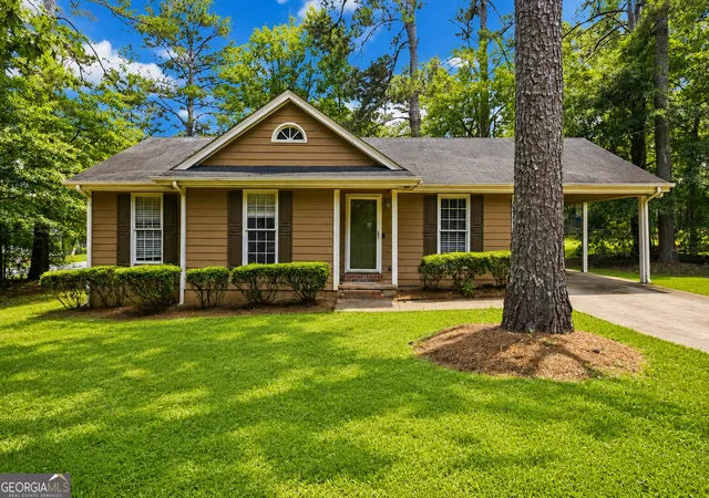 Homes for sale in Winder, GA | 241 Rutledge Dr, Winder, GA 30680 | MLS# 10795580