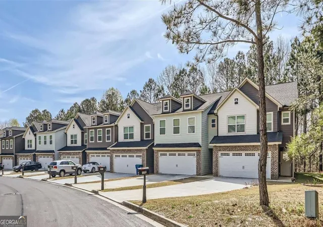 1st image of 7805 Rock Rose Ln, Fairburn, GA 30213 | MLS# 10813550