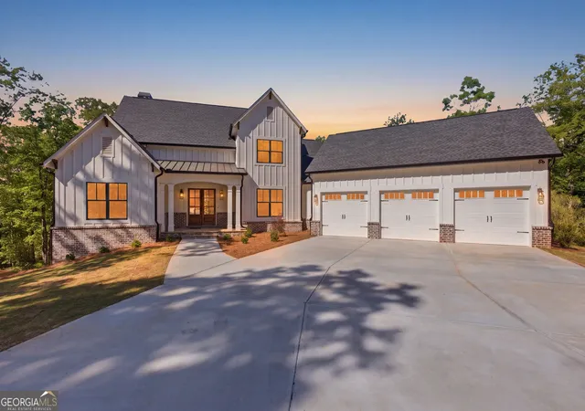 1st image of 110 Fall Pippin Ct, Clarkesville, GA 30523 | MLS# 10741590