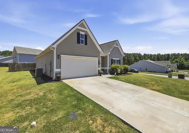 2nd image of 133 Kaitlyn Cir, Eatonton, GA 31024 | MLS# 10817997