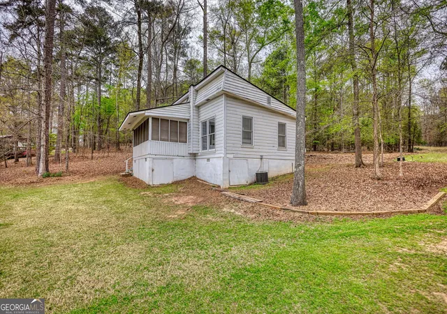 1st image of 1697 County Line Ext, Mansfield, GA 30055 | MLS# 10723118