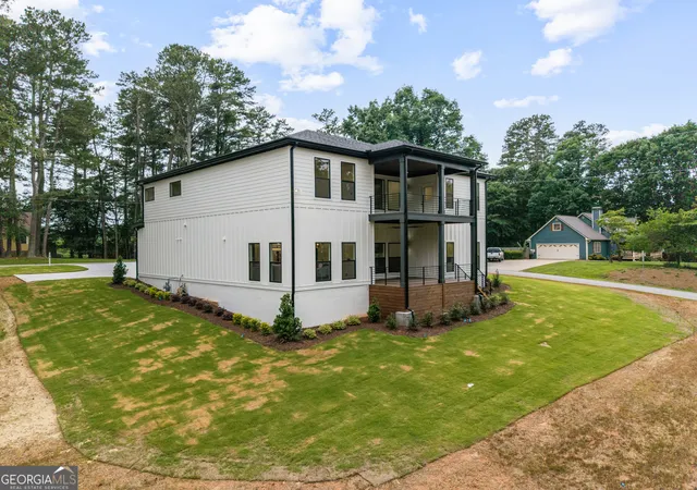 Photo 70 of Single family home for sale at 3634 Thompson Bnd, Gainesville, GA 30506 | MLS# 10786749 | Listing updated on 2026-09-04