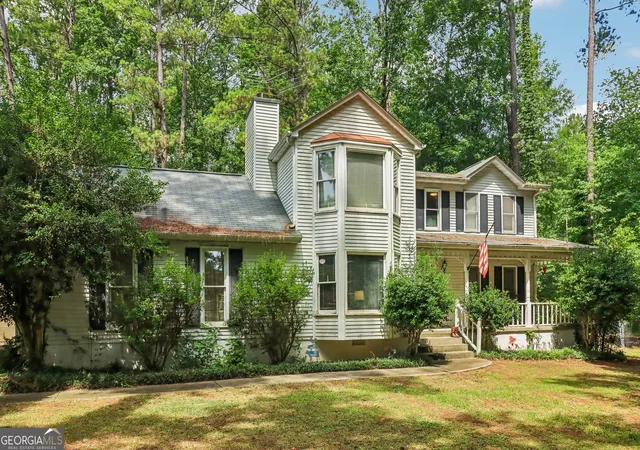 Photo 4 of Single family home for sale at 145 Red Oak Dr, Fayetteville, GA 30214 | MLS# 10808099 | Listing updated on 2026-07-31