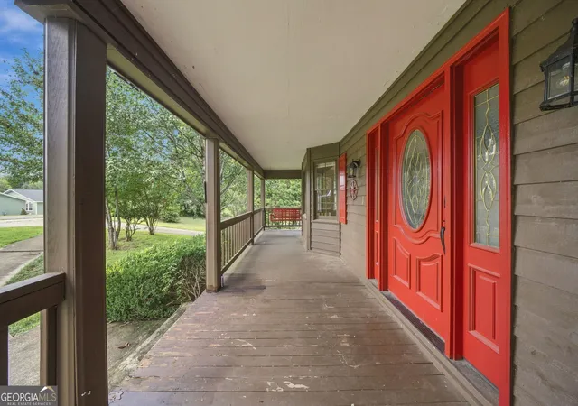 Photo 4 of Single family home for sale at 6376 Mansion Dr, Macon, GA 31216 | MLS# 10826334 | Listing updated on 2026-08-28