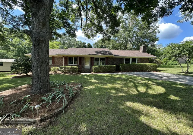 2nd image of 125 Rosewood Dr Se, Milledgeville, GA 31061 | MLS# 10807433