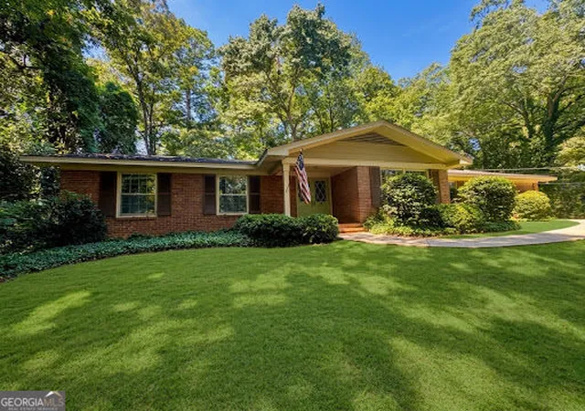 Photo 1 of Single family home for sale at 601 Cherokee Rd, Lagrange, GA 30240 | MLS# 10753138 | Listing updated on 2026-09-12