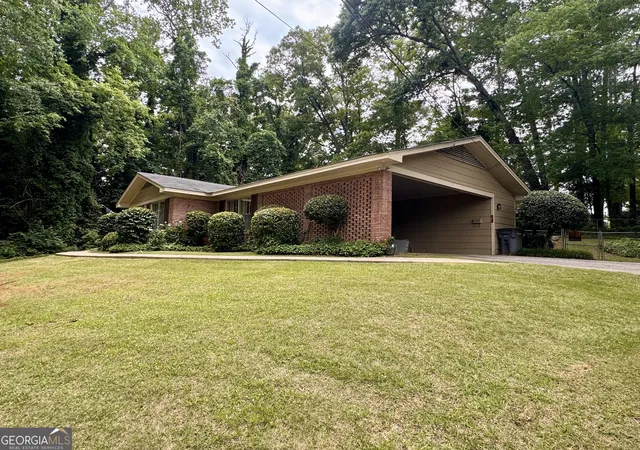 Photo 3 of Single family home for sale at 601 Cherokee Rd, Lagrange, GA 30240 | MLS# 10753138 | Listing updated on 2026-09-12