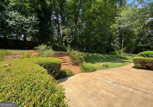 Photo 4 of Single family home for sale at 601 Cherokee Rd, Lagrange, GA 30240 | MLS# 10753138 | Listing updated on 2026-09-12