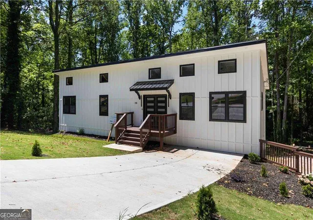 1st image of 775 Catherine Dr, Lawrenceville, GA 30044 | MLS# 10771581
