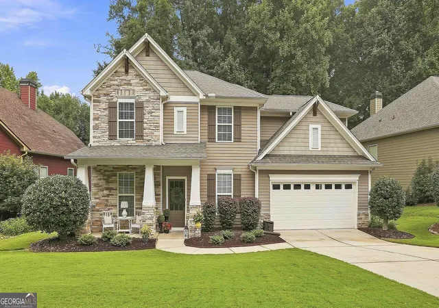 1st image of 142 Highwoods Pkwy, Newnan, GA 30265 | MLS# 10816145
