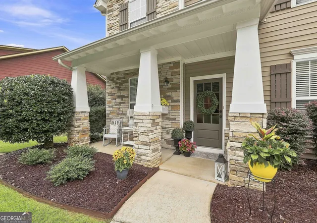2nd image of 142 Highwoods Pkwy, Newnan, GA 30265 | MLS# 10816145
