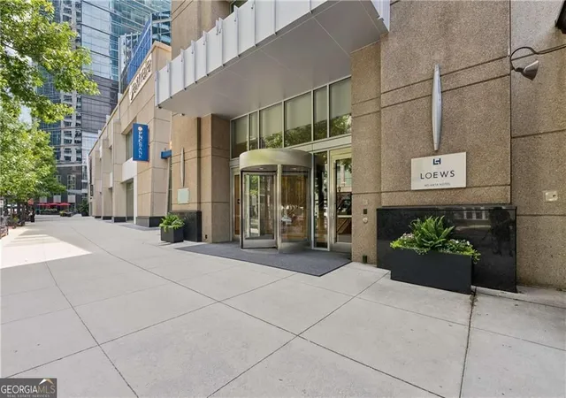 2nd image of 1065 Peachtree St #3301, Atlanta, GA 30309 | MLS# 10784963