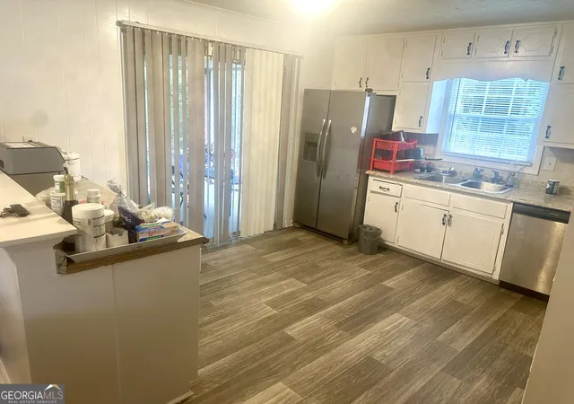 Photo 4 of Single family home for sale at 1822 Hallmark Dr, Griffin, GA 30223 | MLS# 10823813 | Listing updated on 2026-10-27