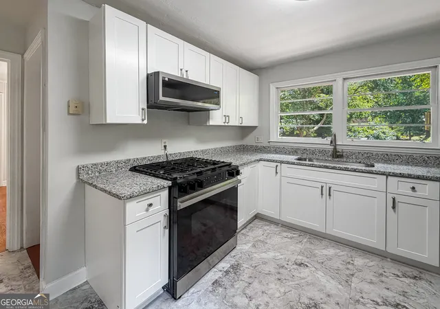 Photo 4 of Single family home for sale at 106 Larose Cir Se, Marietta, GA 30060 | MLS# 10809144 | Listing updated on 2026-09-13