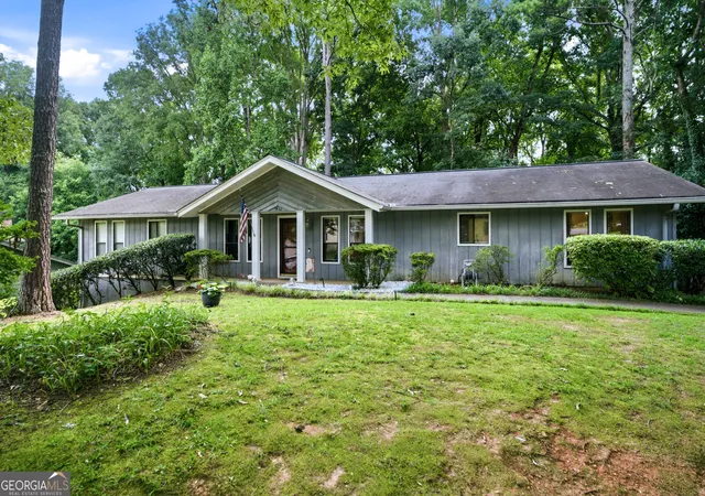 Photo 3 of Single family home for sale at 3462 Summie Dr Sw, Lilburn, GA 30047 | MLS# 10829042 | Listing updated on 2026-09-02
