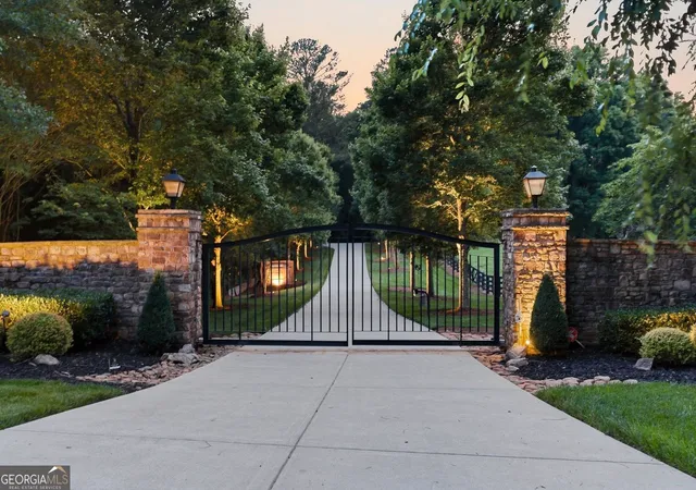 5th image of 5135 Howard Rd, Cumming, GA 30040 | MLS# 10784118