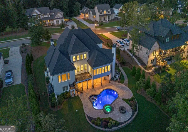 Photo 3 of Sale Pending at 1908 Spartan Ests Dr, Athens, GA 30606 | MLS# 10590848 | Listing updated on 2025-10-14